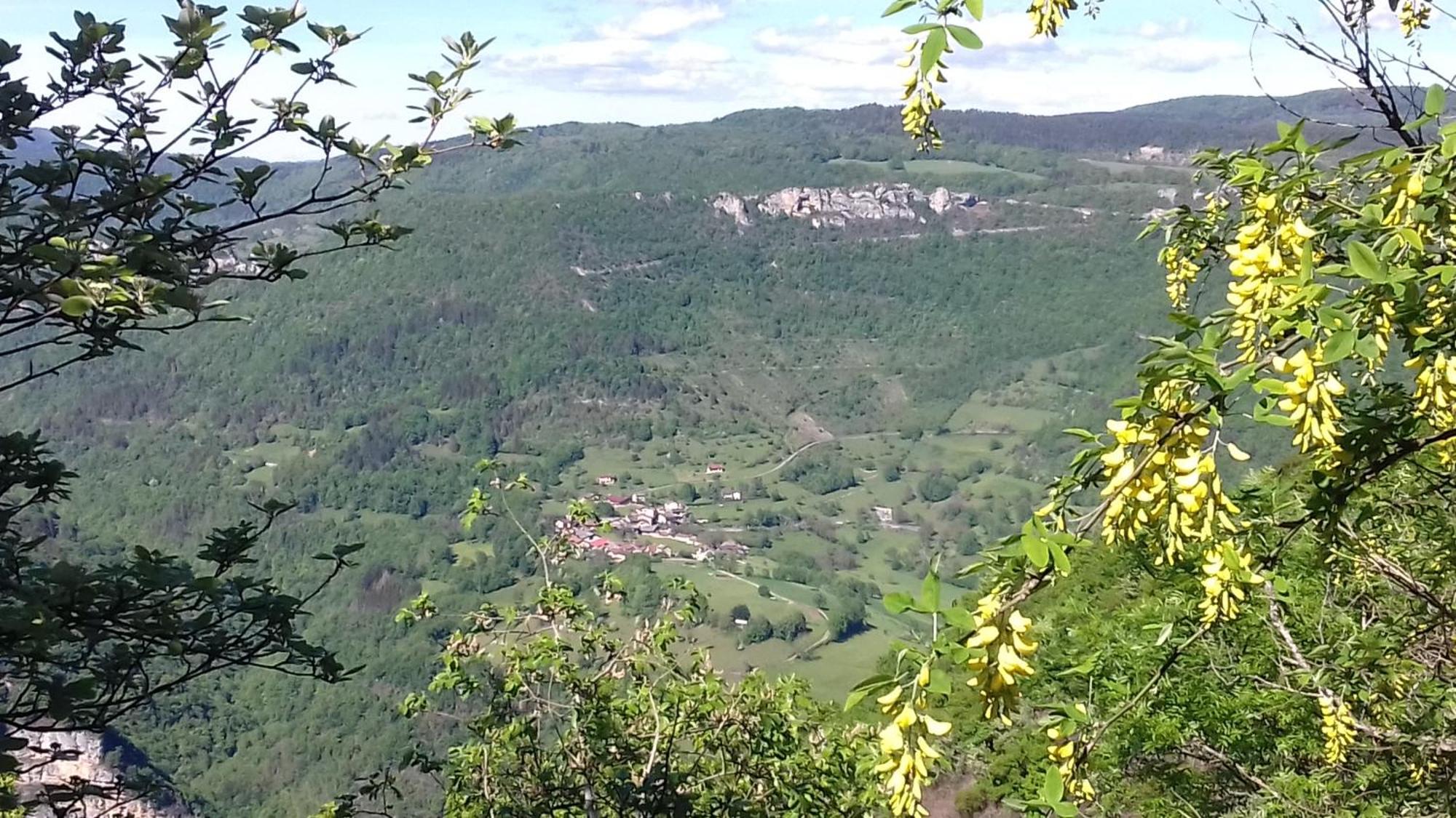 O Joli Bugey Villa Saint-Rambert-en-Bugey ภายนอก รูปภาพ